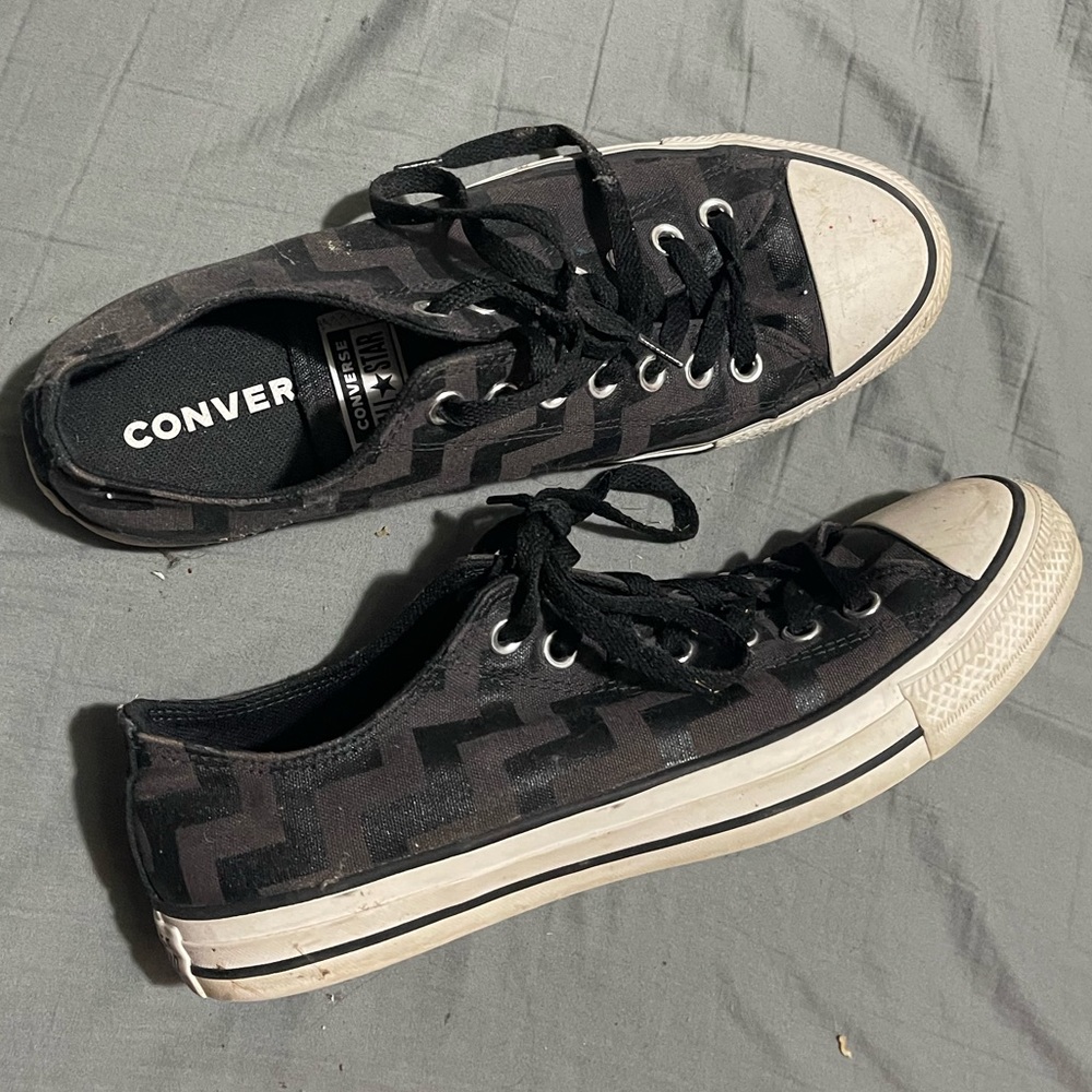 Converse Zigzag Pattern Black And White Sneakers - image 2